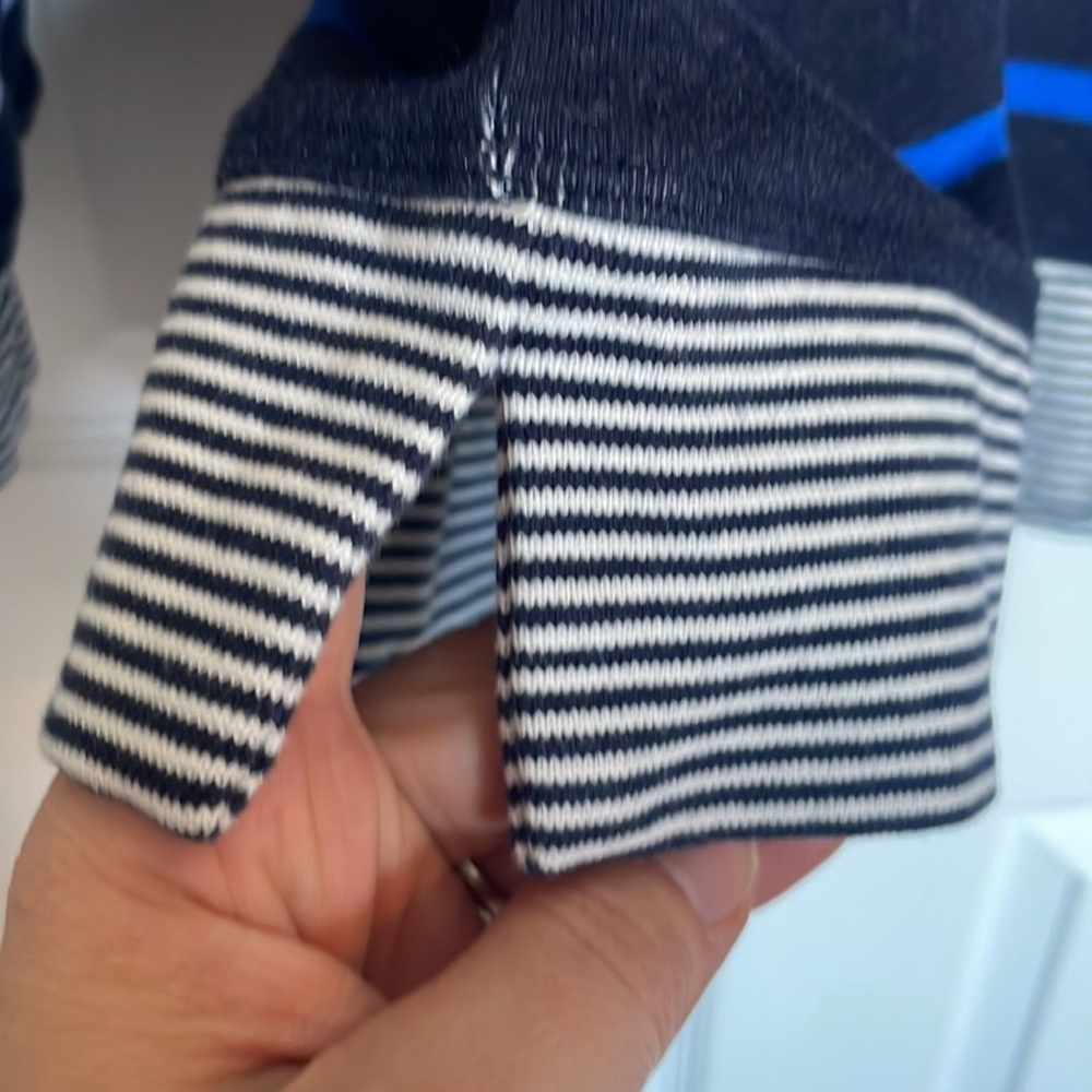Lands’ End vintage striped sweatshirt - Picture 8 of 10